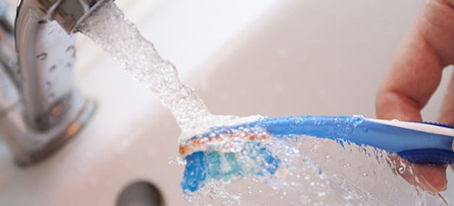 consejos para el cuidado del cepillo de dientes
